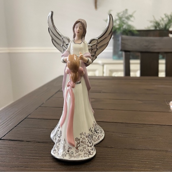 Bradford Exchange musical figurine, my granddaughter, my joy - Picture 4 of 7